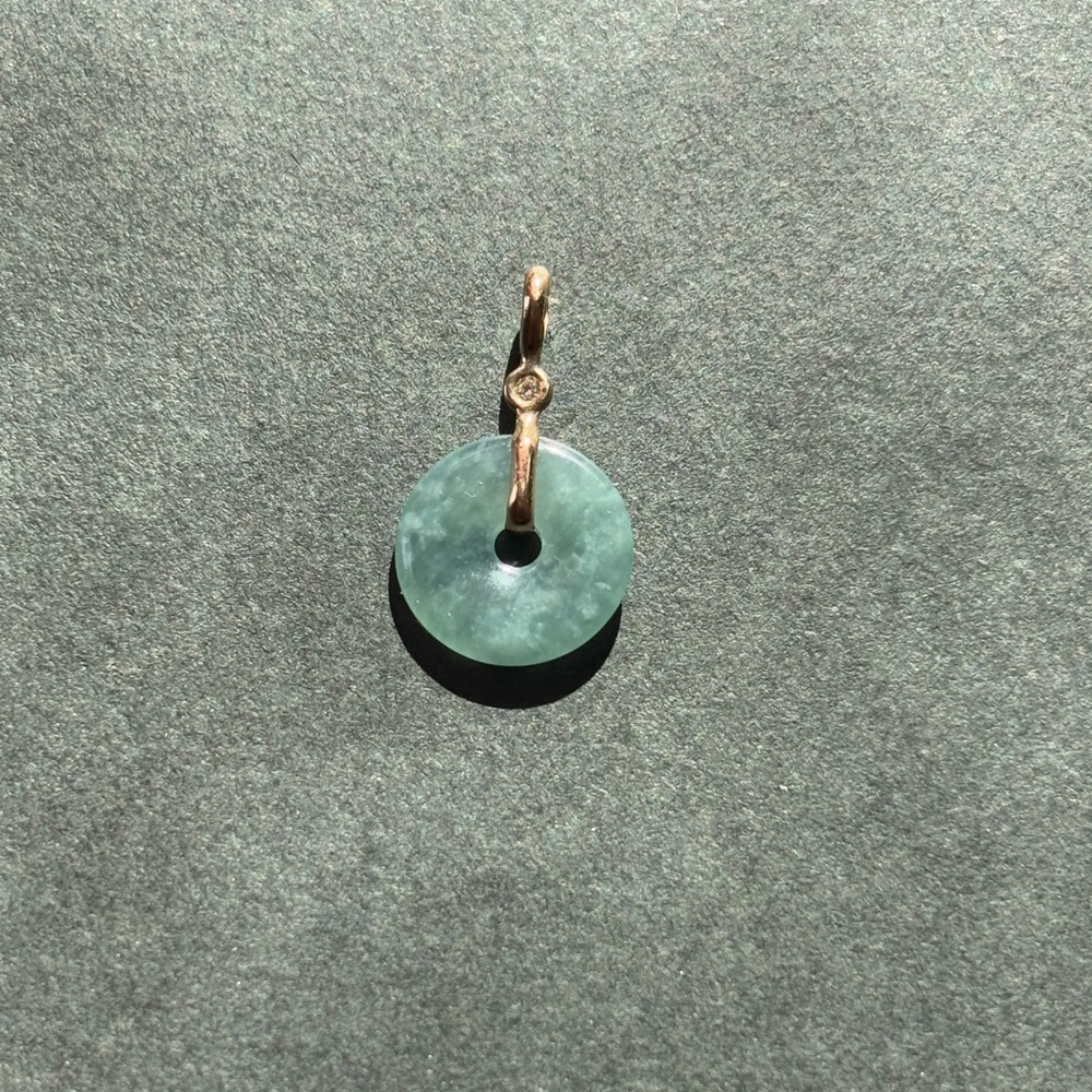 14k yellow gold Jade donut pendant